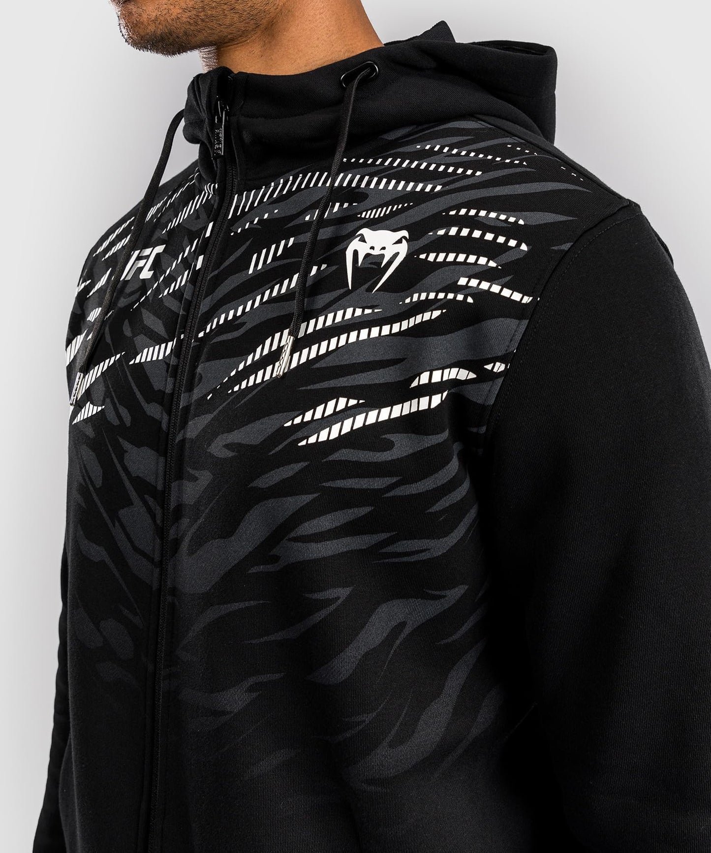 Venum Men's Replica Zip Hoodie, Black