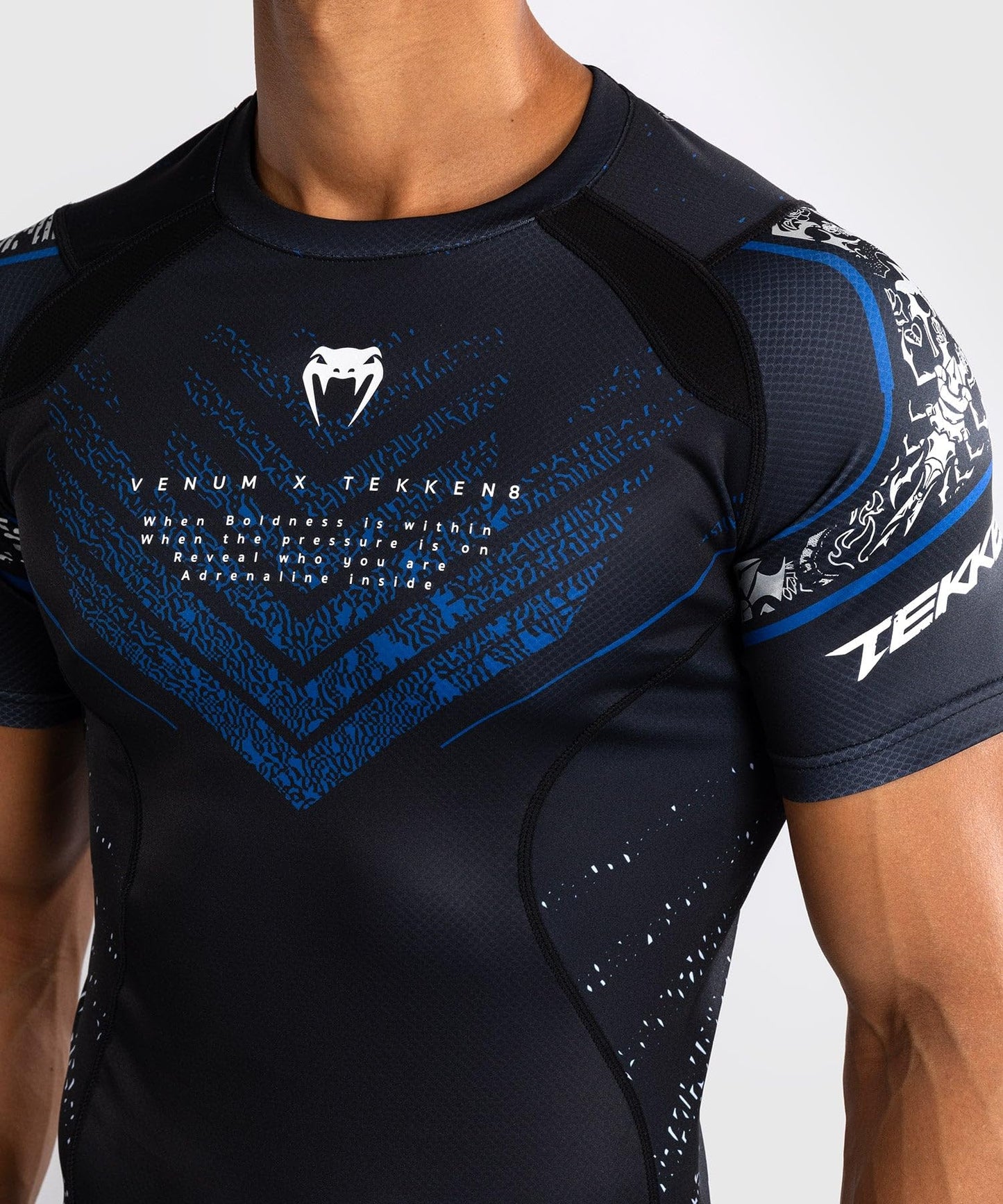 Venum Men's Standard Short Sleeve Rashguard, Black/Blue, Medium